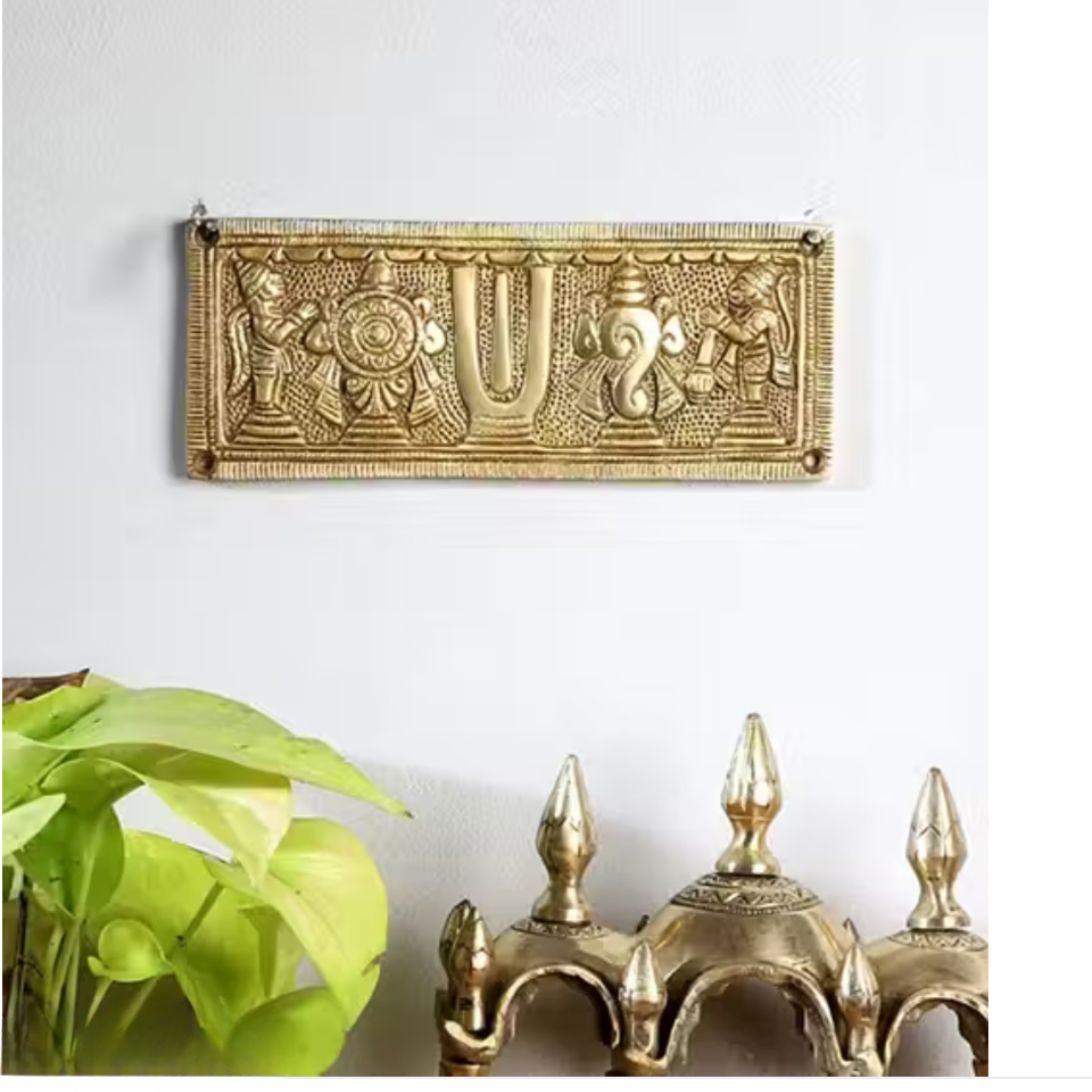 Lord Balaji Tilak Decorative Plate – Antique Finish Spiritual Home Decor