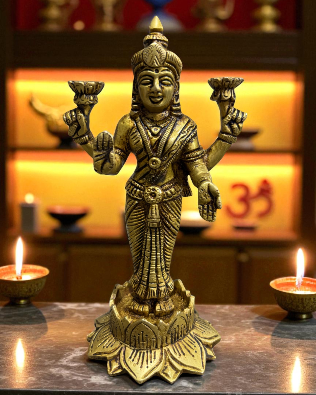 Maa Lakshmi '7 Inch' (Pure Brass)