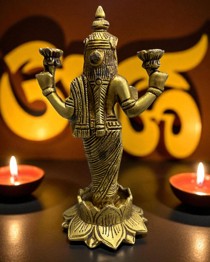 Maa Lakshmi '7 Inch' (Pure Brass)