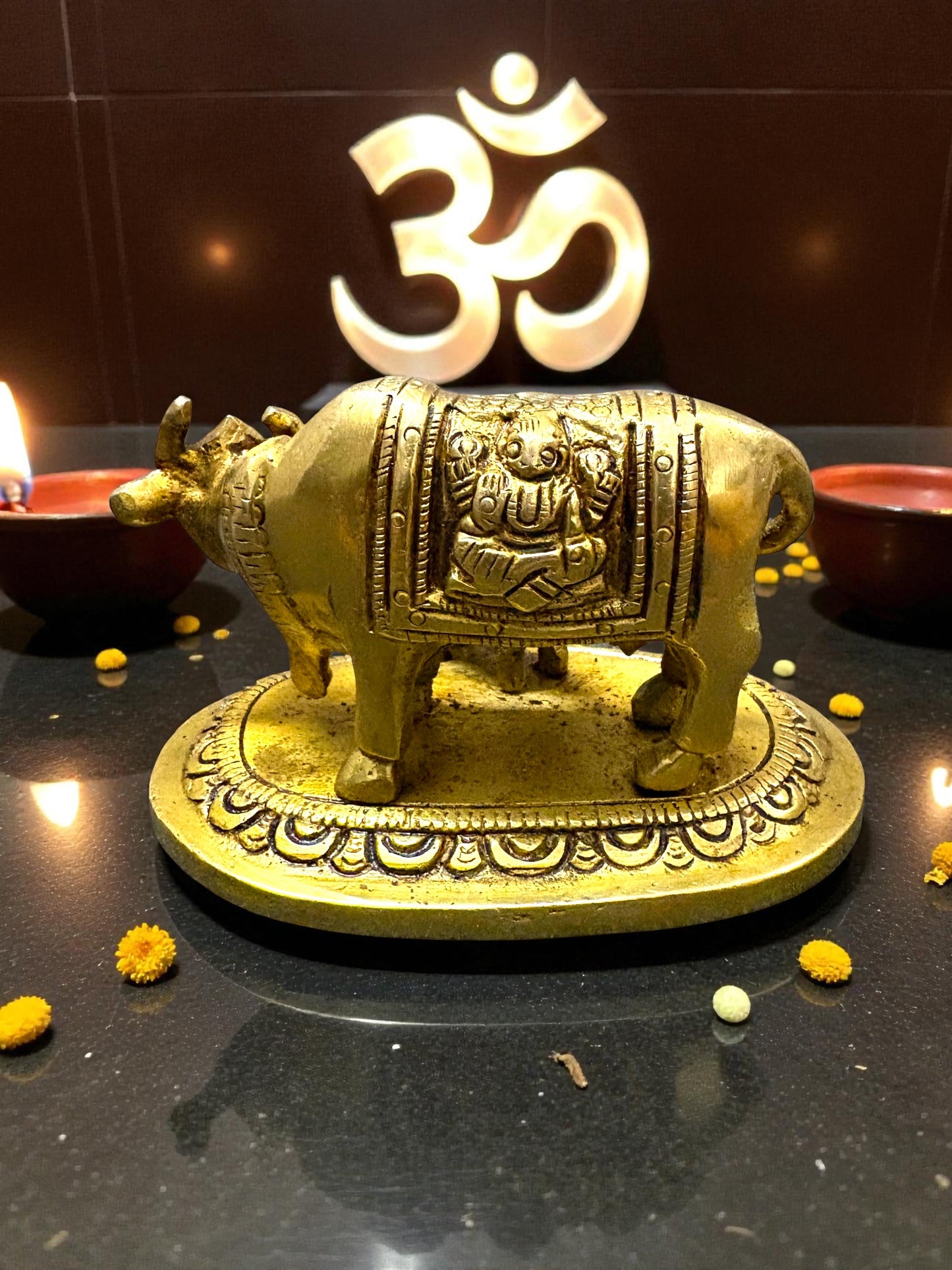 Kamdhenu Cow and Calf '5 Inch' (Pure Marble)