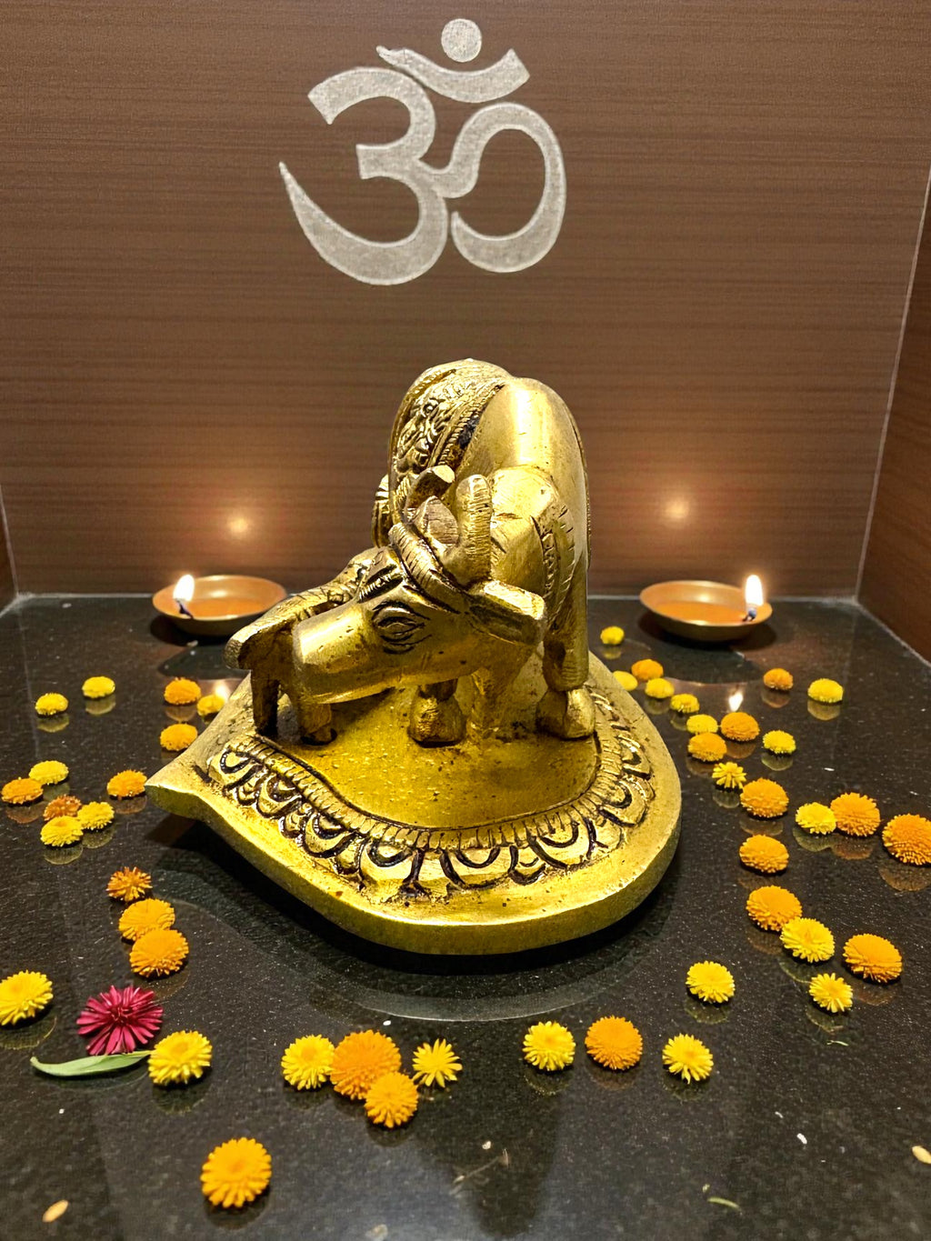 Kamdhenu Cow and Calf '5 Inch' (Pure Marble)