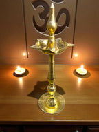 Diya Stand '18 Inch' (Pure Brass)