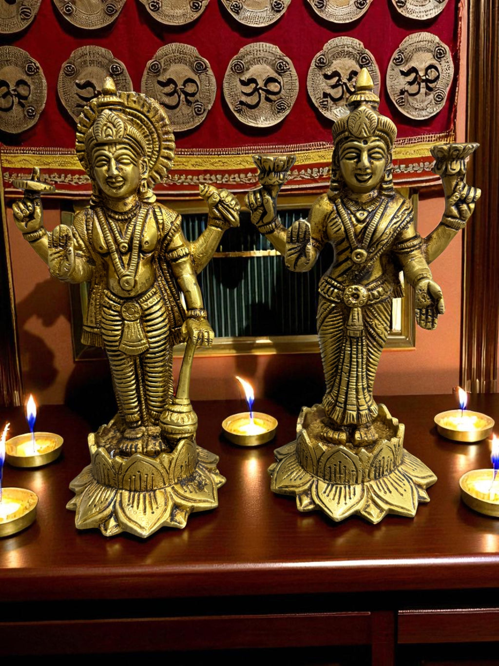Lord Vishnu & Goddess Lakshmi ' 7Inch' ( Pure Brass)