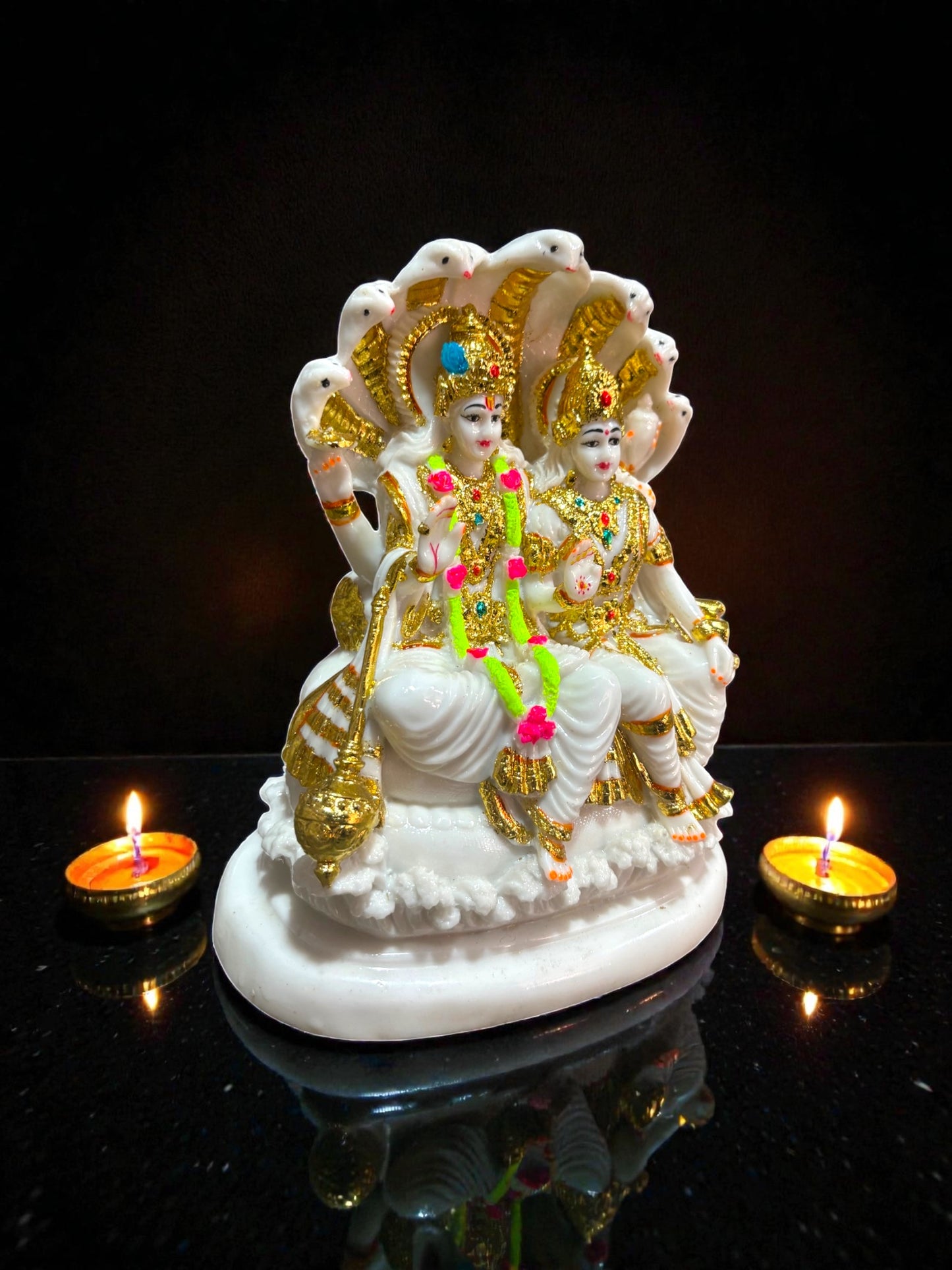 Vishu Lami 'sitting' 9 inch