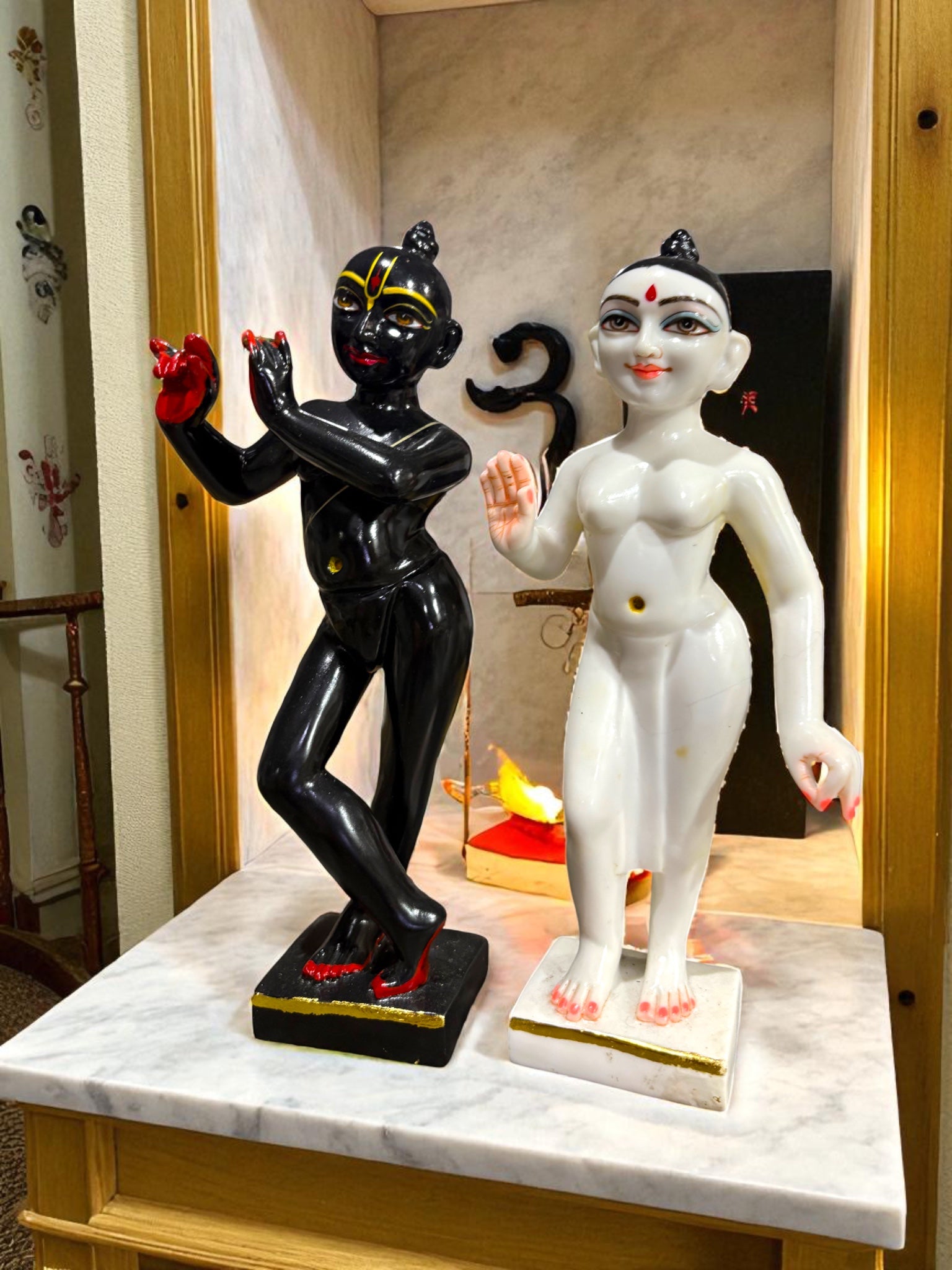 RadhaKrishna '12 Inch' (Pure Marble)